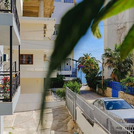 2E Apartments Sarandë Exteriör bild