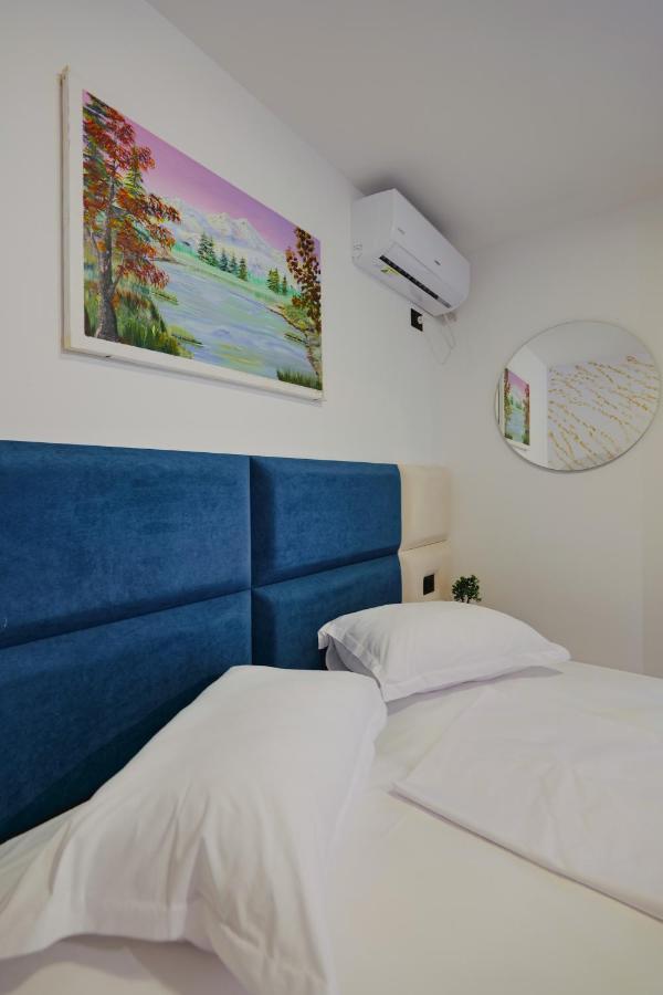 2E Apartments Sarandë Exteriör bild