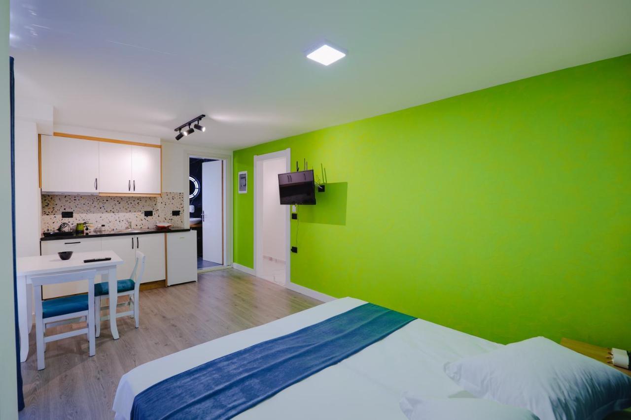 2E Apartments Sarandë Exteriör bild