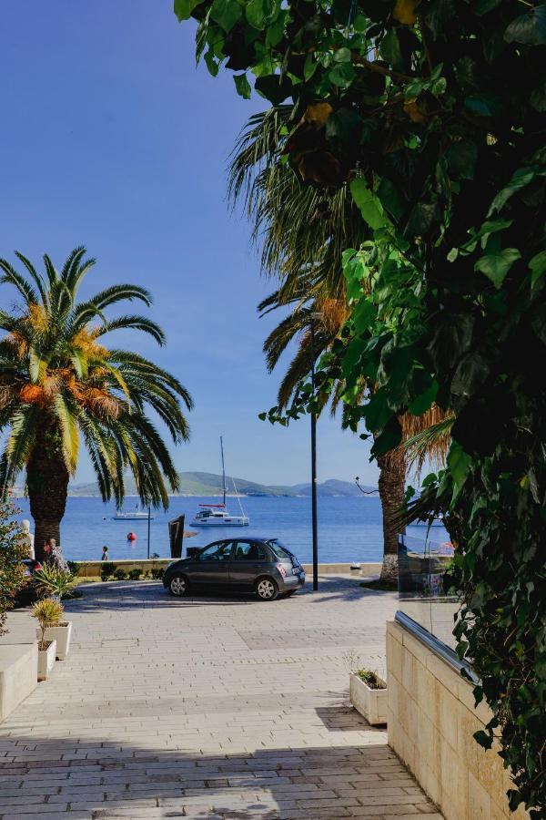 2E Apartments Sarandë Exteriör bild